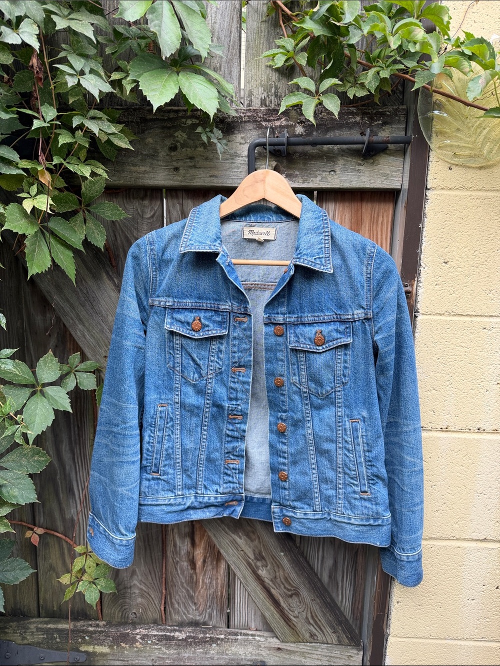 Madewell Women's Medium Blue Denim Jacket Small